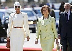 La Reina Sofía recibe a Mozah Bint Nasser, esposa del emir de Catar. /Archivo