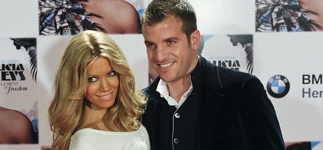 Rafael y Sylvie Van der Vaart. / Foto: Javier Soriano (Afp) | Vídeo: Europa Press