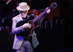 El músico Elvis Costello. / Carlo Allegri (Reuters)