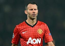 Giggs ejercerá de jugador-entrenador en el United