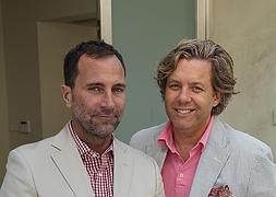 Glamour gay en la embajada