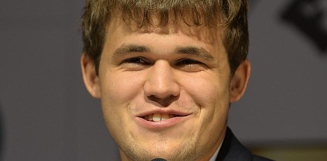Magnus Carlsen, tras convertirse en Campeón del Mundo. / Manjunath Kiran (AFP)
