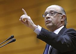 El ministro de Hacienda, Cristóbal Montoro. / Ballesteros (Efe)
