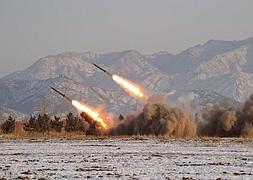 Lanzamiento de misiles durante una prueba efectuada por Corea del Norte en 2009. / Efe