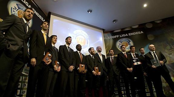 Jugadores en la presentación de los 'playoffs' de la ACB