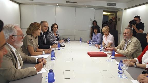 Cospedal, reunida hoy con Méndez.