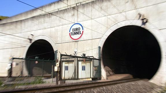 Entrada del Eurotúnel en Coquelles. 