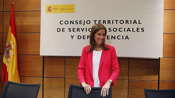 Ana Mato preside la reunión del pleno del Consejo Territorial de Servicios Sociales. 