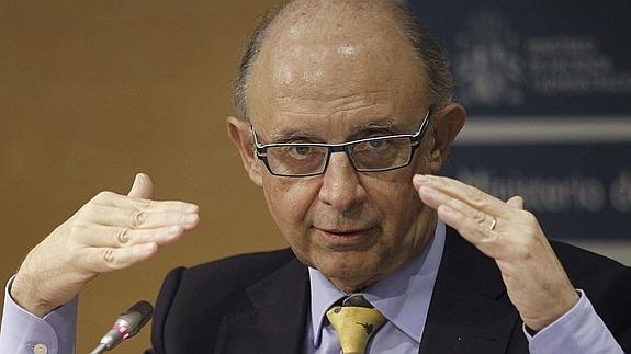 Montoro amplía el plazo para devolver las liquidaciones negativas de Ayuntamientos