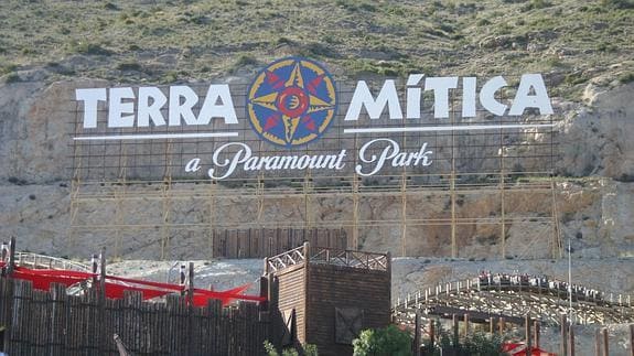 Vista del parque de atracciones de Terra Mítica, en Benidorm (Alicante).