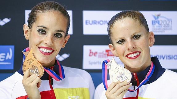 Las españolas Ona Carbonell y Paula Klamburg.