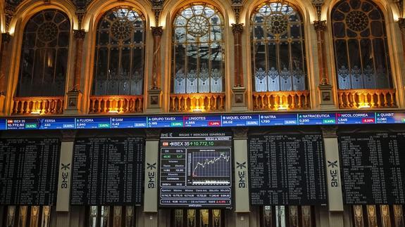 Interior de la Bolsa de Madrid. 