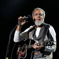Yusuf Islam, antes Cat Stevens. 