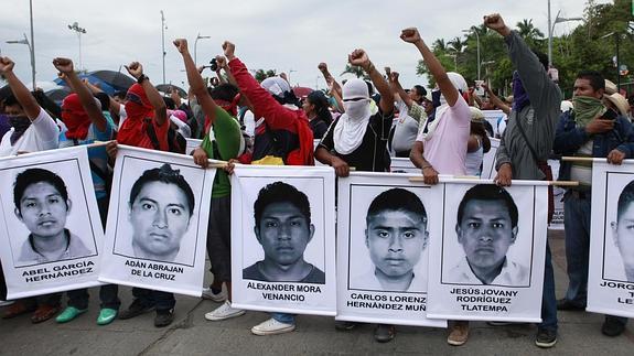 Retrato de los estudiantes desaparecidos. 