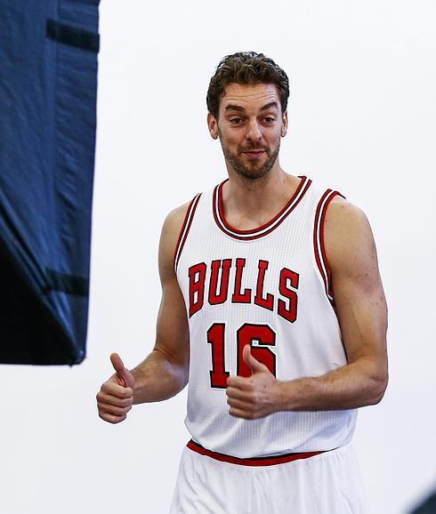 Pau Gasol, se estrena con los Bulls. 