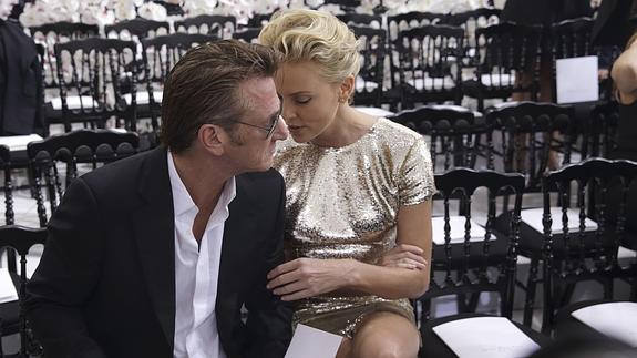 Sean Penn y Charlize Theron. 