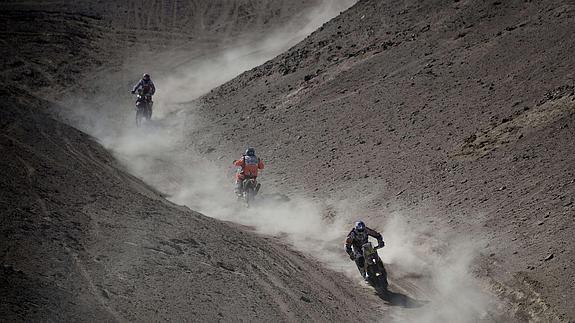 Coma (d), durante una etapa del Dakar. 