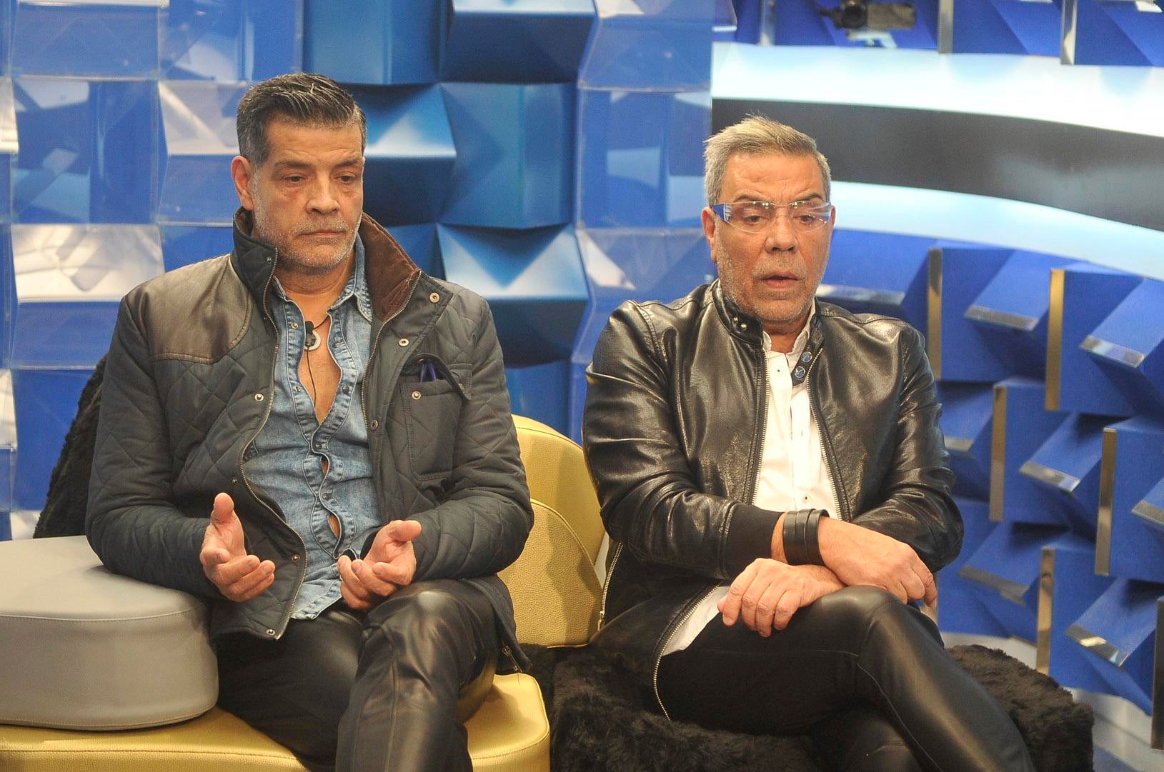 'Los Chunguitos' al ser expulsados. 