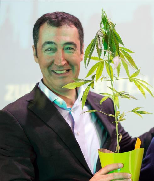Cem Özdemir. 
