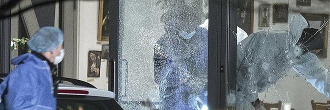 Impactos de bala en el lugar del suceso en Copenhague.