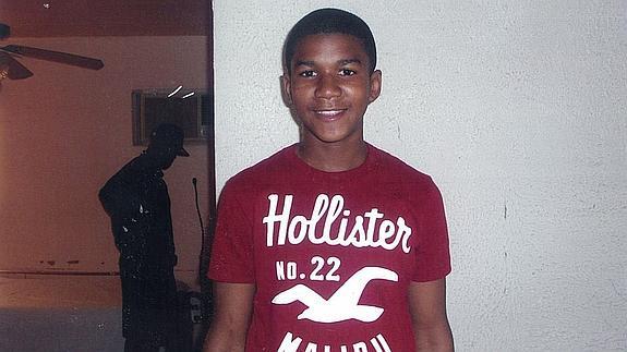 Trayvon Martin, adolescente estadounidense de raza negra, asesinado de un disparo por el vigilante hispano, George Zimmerman. 