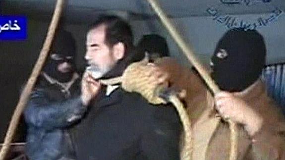 Imagen de archivo de la muerte de Saddam Hussein. 