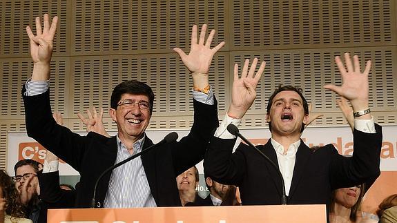 Juan Marín y Albert Rivera celebran los resultados. 