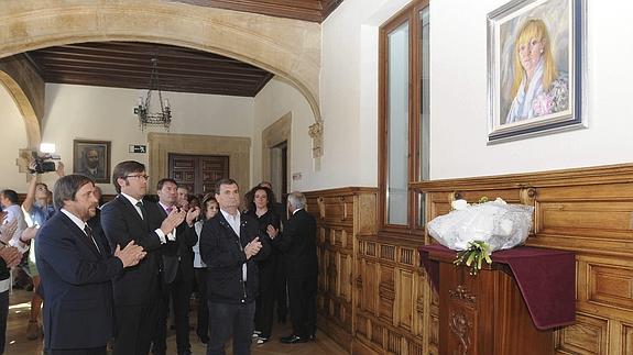 Homenaje en la Diputación de León a Isabel Carrasco.