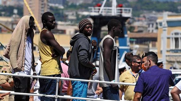 Inmigrantes rescatados por la Marina italiana el pasado 15 de agosto. 