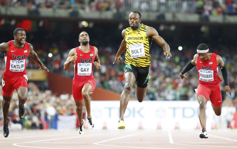 Usain Bolt, a su llegada a meta. 