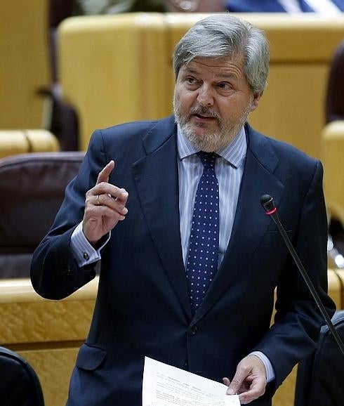 El ministro de Cultura, Íñigo Méndez de Vigo, en el Senado.