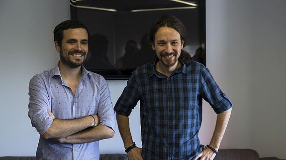 Alberto Garzón y Pablo Iglesias, durante un encuentro.