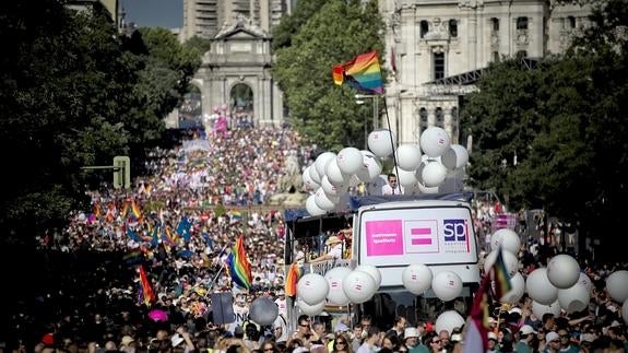 Marcha por el 'Orgullo Gay' en Madrid.