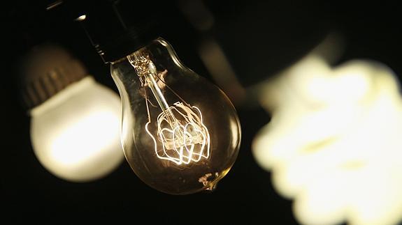 Las bombillas incandescentes solo convierten en luz un 3% de la energía que utilizan.