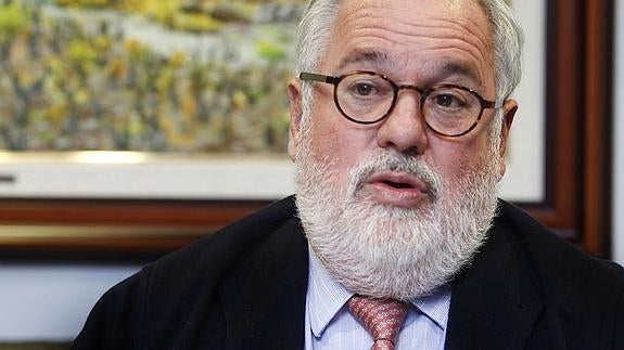 Medio Ambiente confirma que Cañete se reunió con FCC y Abogacía