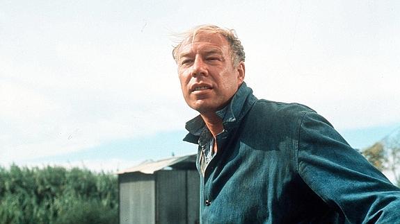 El actor George Kennedy en 'La leyenda del indomable'.