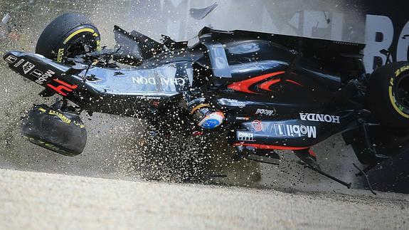 Zylon, el material más duro que el acero que protegió a Alonso