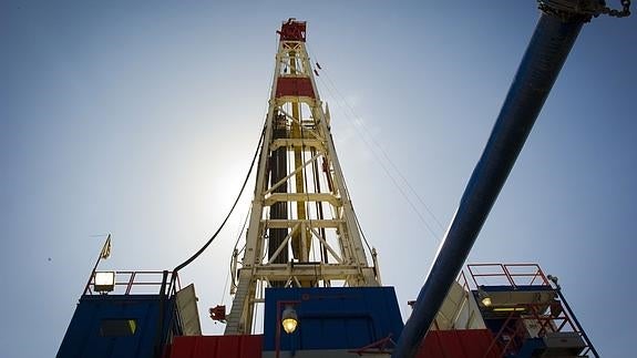 Vista de una planta que funciona con la técnica del 'fracking' para la extracción de gas. 