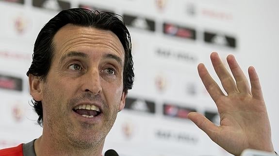 Unai Emery, en plena rueda de prensa. 