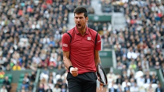 Djokovic celebra su triunfo en París. 