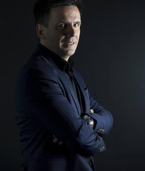 Javier Luxor.
