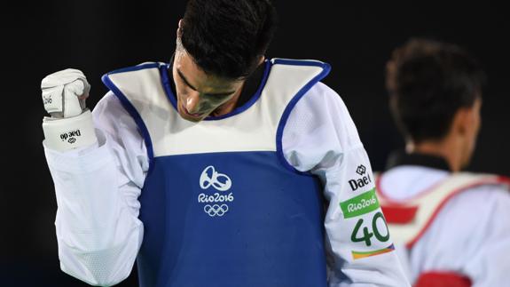 Joel González celebra su bronce. 