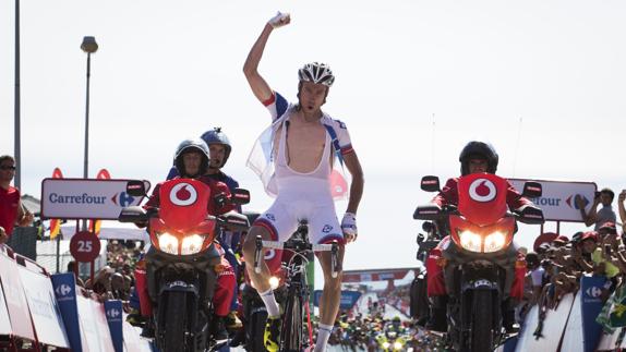 Alexandre Geniez celebra la victoria en la 3ª etapa. 