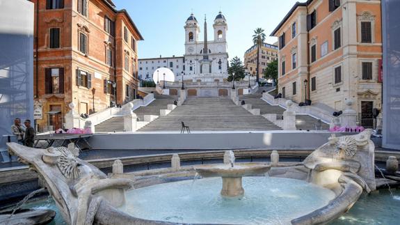 Escalinata de la Plaza de España en Roma.
