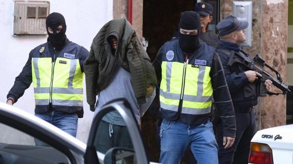 La Policía detiene a un presunto yihadista marroquí en Valladolid. 