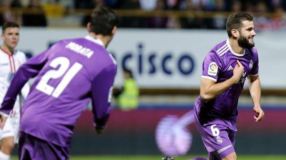 Nacho celebra su golazo frente a la Cultural. 