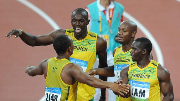 El relevo de Jamaica, tras ganar el oro en Pekín. 