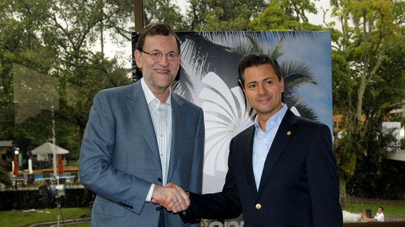 Mariano Rajoy y Enrique Peña Nieto, durante un encuentro en 2013.