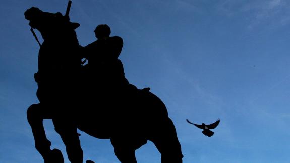 Fotografia de archivo de la estatua ecuestre de Francisco Franco instalada en Santander. 