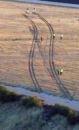 El avión de Spanair cayó de cola y recorrió 1.200 metros hasta incendiarse